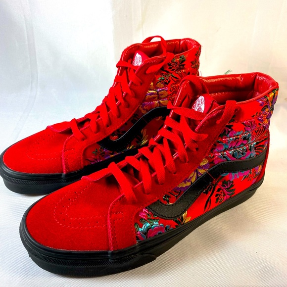 red chinese vans